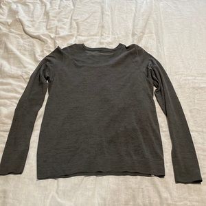 Lululemon long sleeve shirt